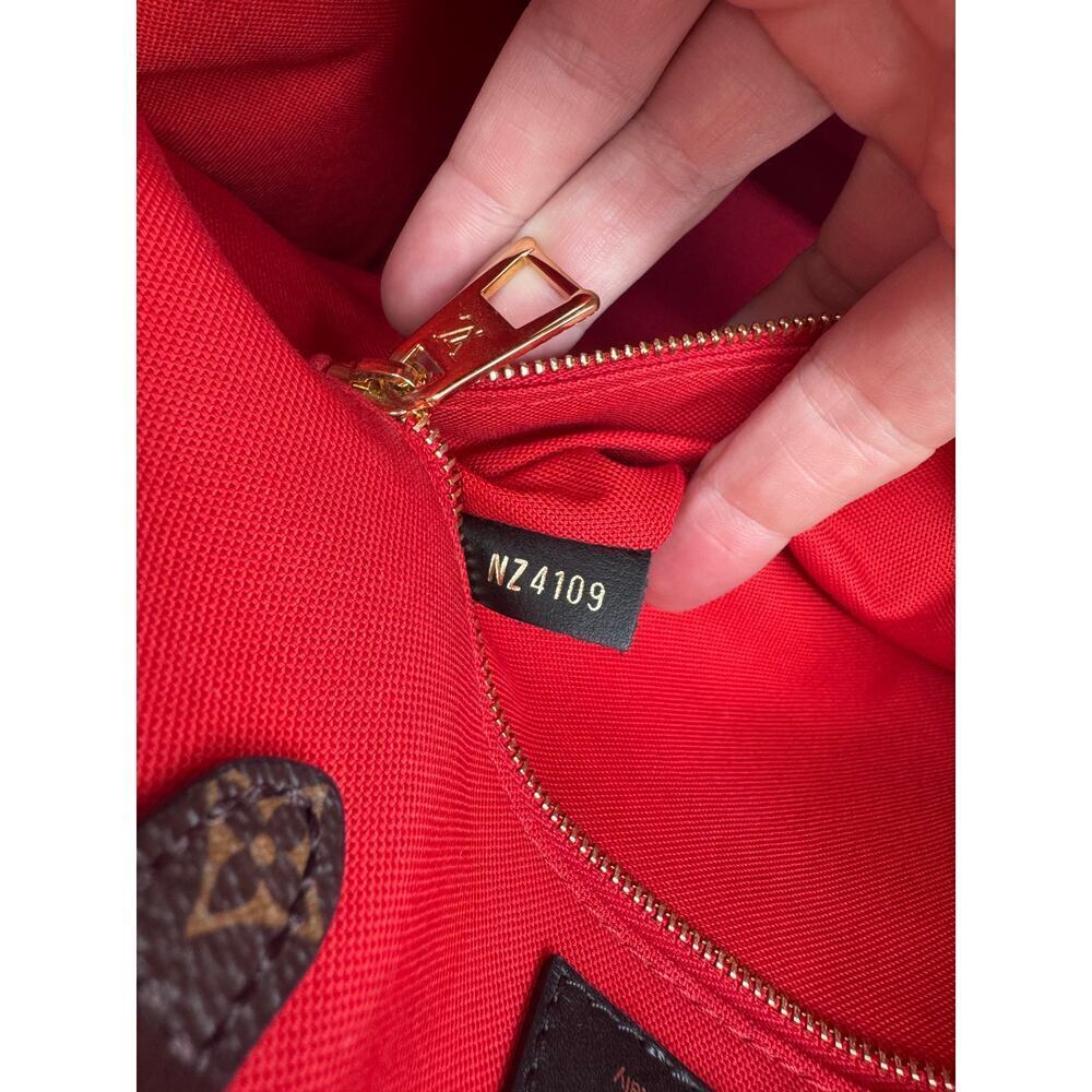 Louis Vuitton Reverse Monogram On the Go MM‎ CoA Authentic - Picture 5 of 10